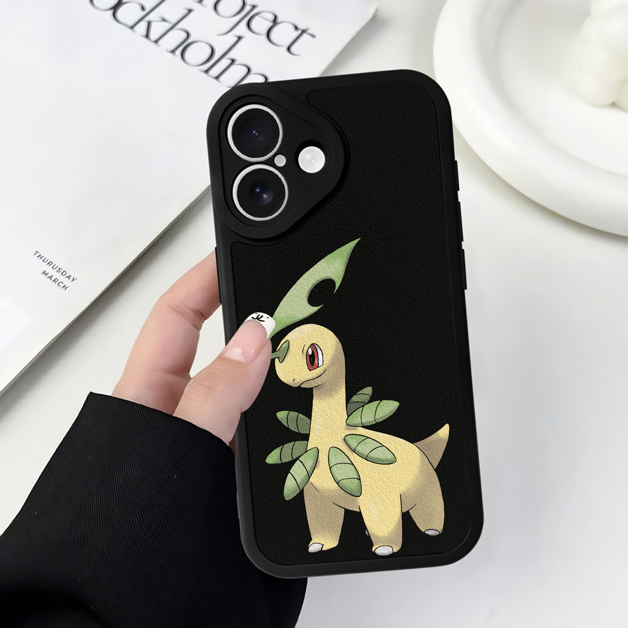 （画像用） ポケットモンスター Pokémon 【iPhone 16シリーズ対応】シリコンスマホケース（レザー調） 材質：シリコン